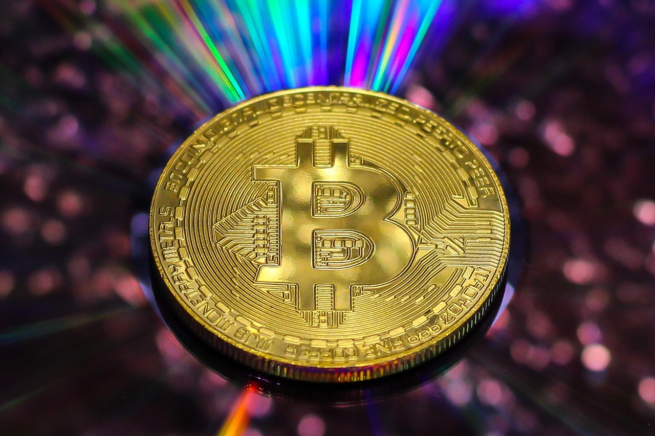 嘉信理财CEO Rick Wurster：一年内推出加密货币现货交易